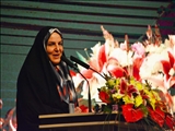 معصومه آقاپور، عضو کمیسیون اقتصادی مجلس شورای اسلامی: شعارزدگی آفت رونق تولید است